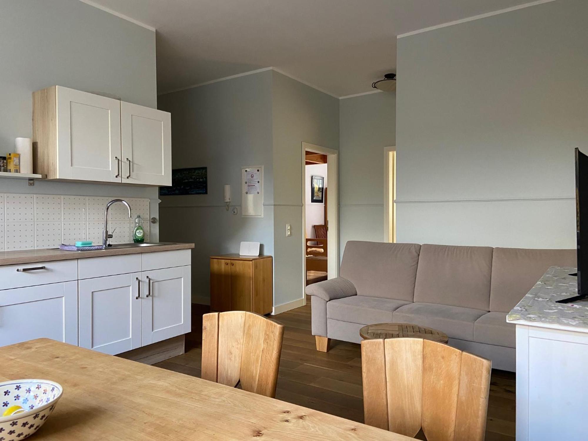 Fewo Mit 2 Schlafzimmern, Wohnkueche, Terrasse Bonn Luaran gambar